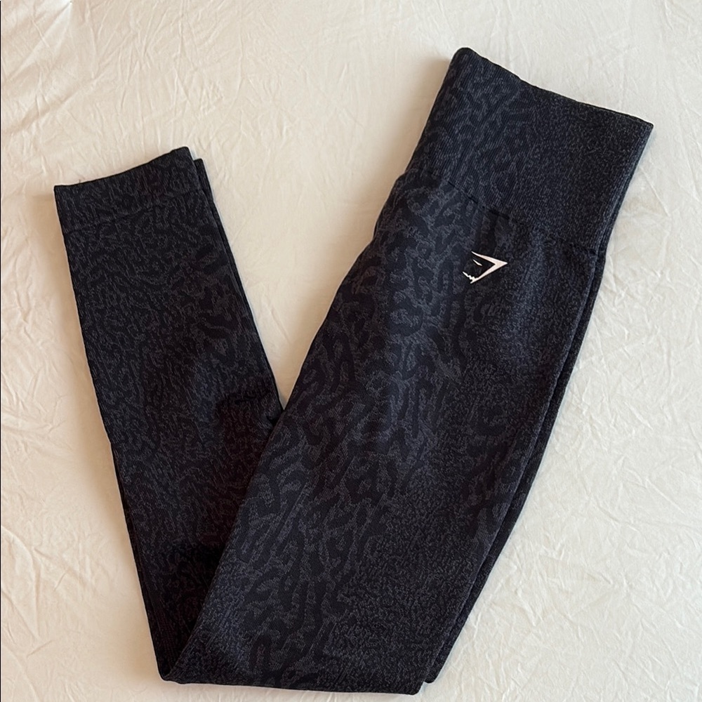 Gymshark Adapt Animal Seamless Leggings- Reef/Black
